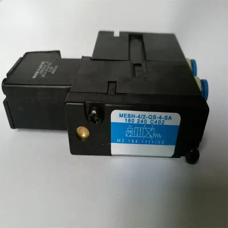 4 Pieces M2.184.111…