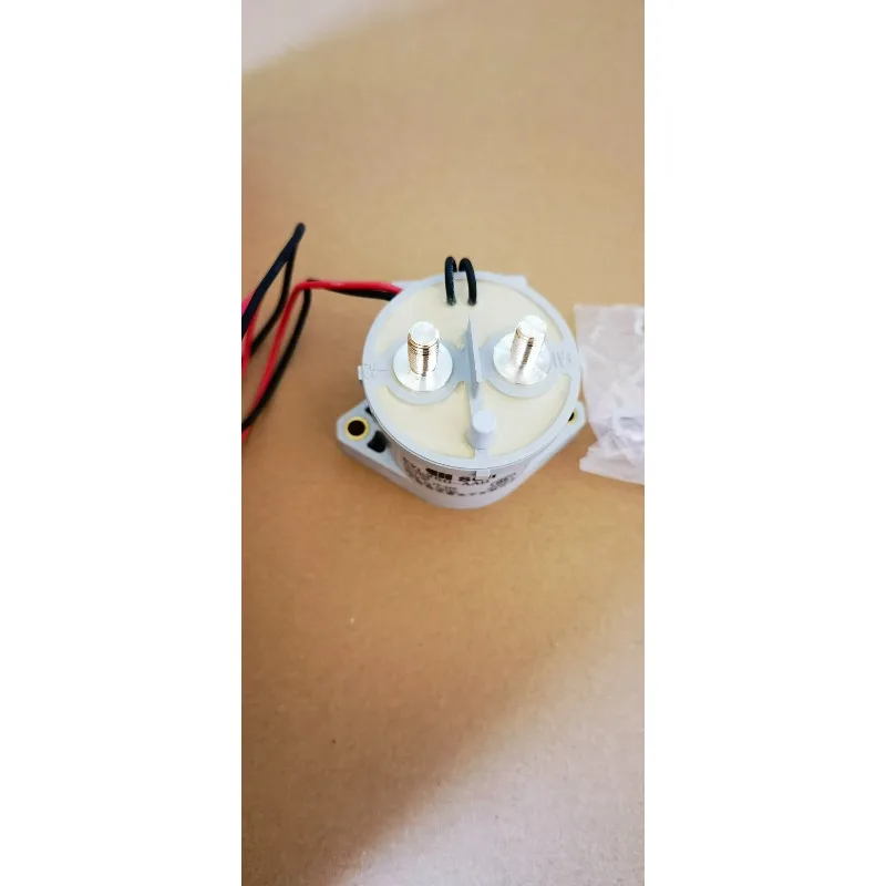 FOR SCll DC contactor EVL250-AAD coil 12-24V touchpoint 900V250A relay