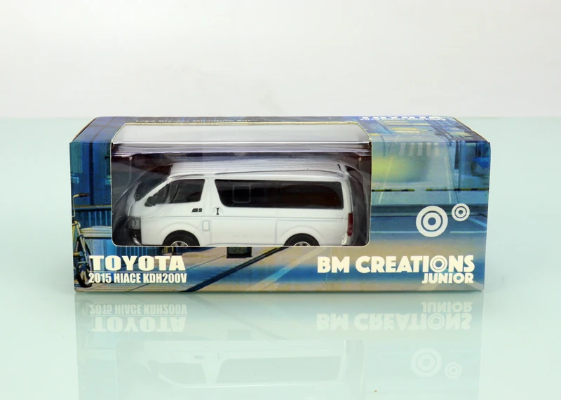 BM 1:64 Hiace white  diecast alloy car model Children's toys and gifts