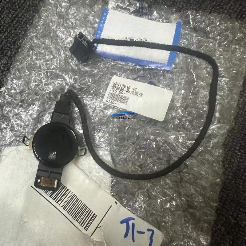 

1pc for Cadillac CT4 CT5 Rain Windshield Sunlight Humidity Sensor