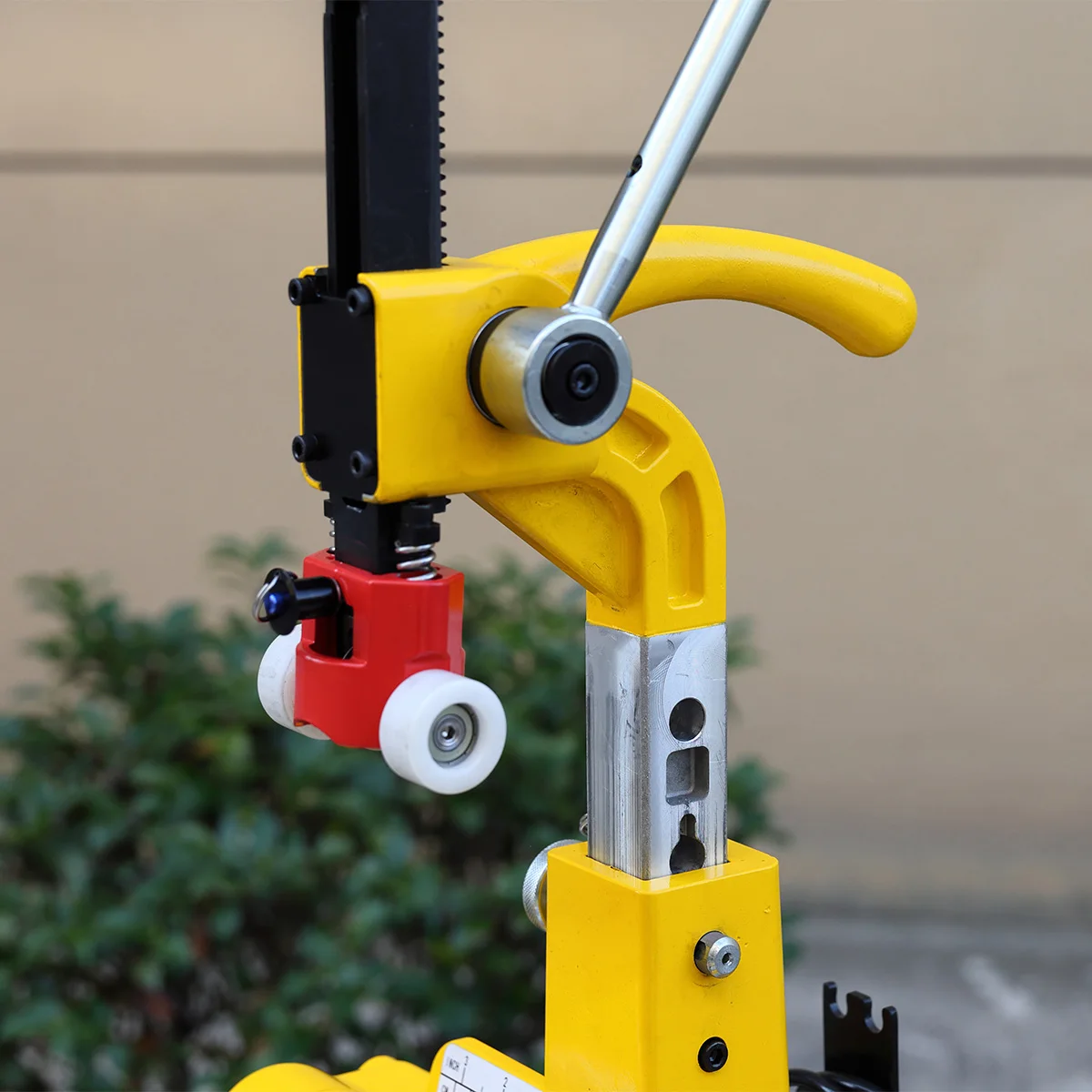 Highly Efficient 1/2 Inch to 5inch Steel Pipe Cutting Machine / Copper Pipe / Aluminum Pipe / PVC Pipes Cutting Tool PTC140