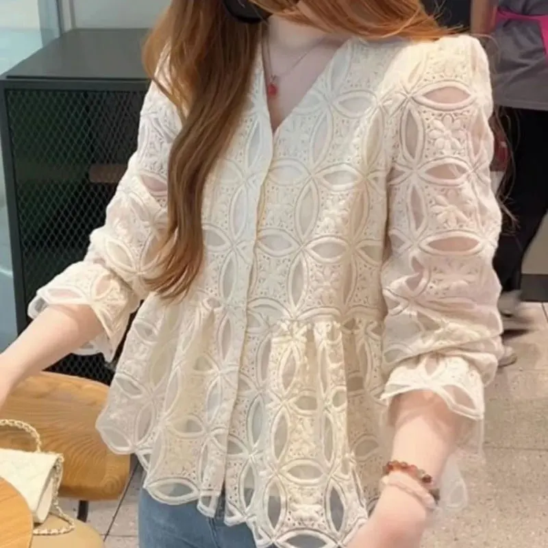 Commute Korean Fashion Hollow Out Blouse Spring Summer Nine Quarter Sleeve Women\'s Clothing Elegant V-Neck Single-breasted Shirt