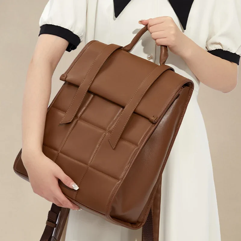 

High end Light Luxury Style Women's Backpack PU Leather Casual Commuter Bag 14 Inch Laptops Bag Female Fashionable Schoolbag