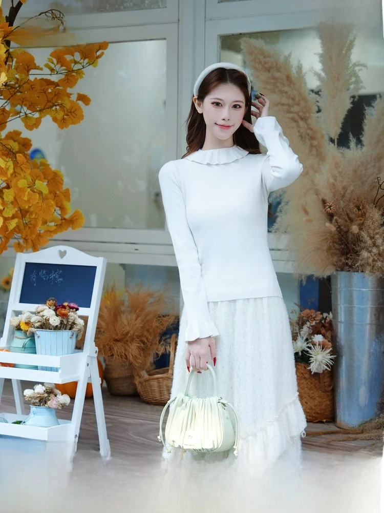 

Versatile Early Fruit 2026 Winter New Sle Women's Knitted Base Layer irt Collared with Lace Sves Casual Fit Soft Fiber