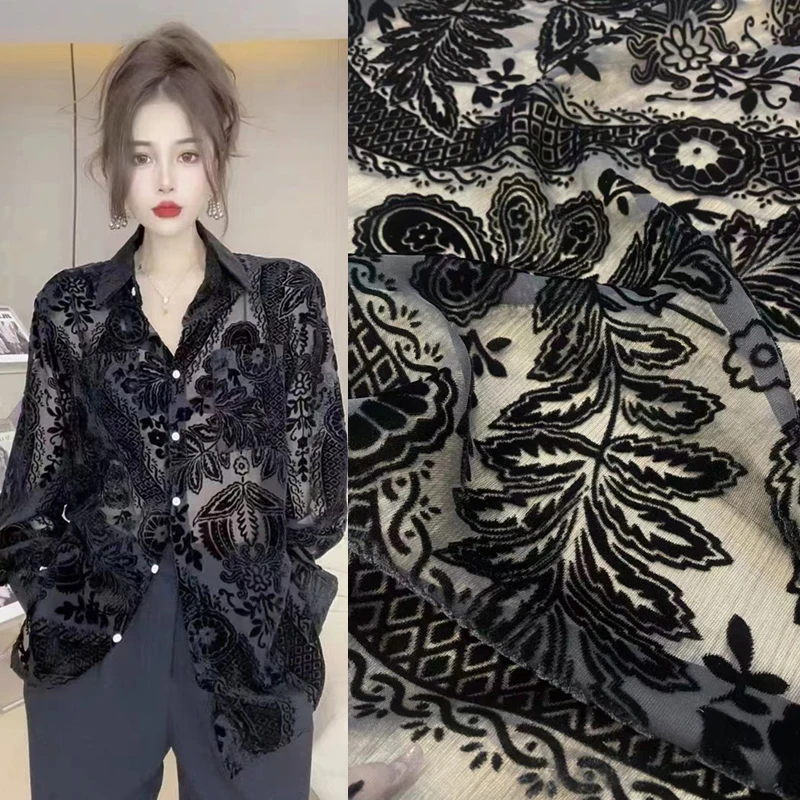 

Black Lace Fashion Sexy Breathable Hollow Velvet Fabric Natural Mulberry Silk Flocking Sexy Light Luxury Cloth Designer Fabric