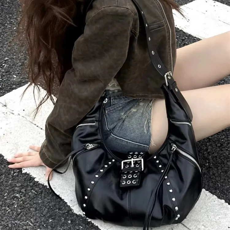 

Fashion Women Luxury Designer Handbag PU Rivet Multiple Pockets Y2K Large Capacity female Shoulder bags big totes Black