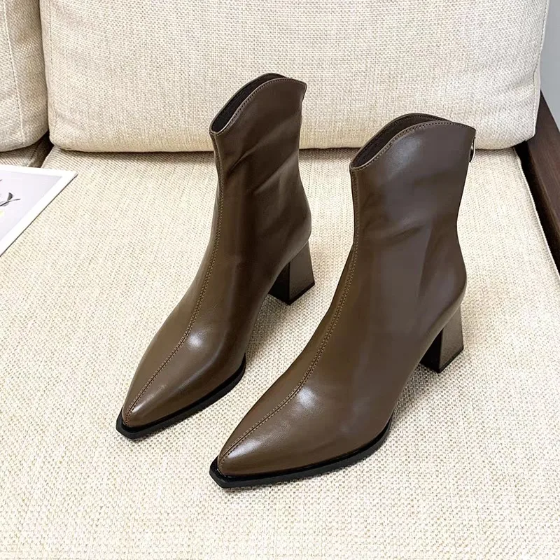 

Новый стиль, модные одинарные ботинки с острым носком, стильные повседневные короткие ботинки для похудения на высоком каблуке, интернет-бестселлер знаменитостей 2025