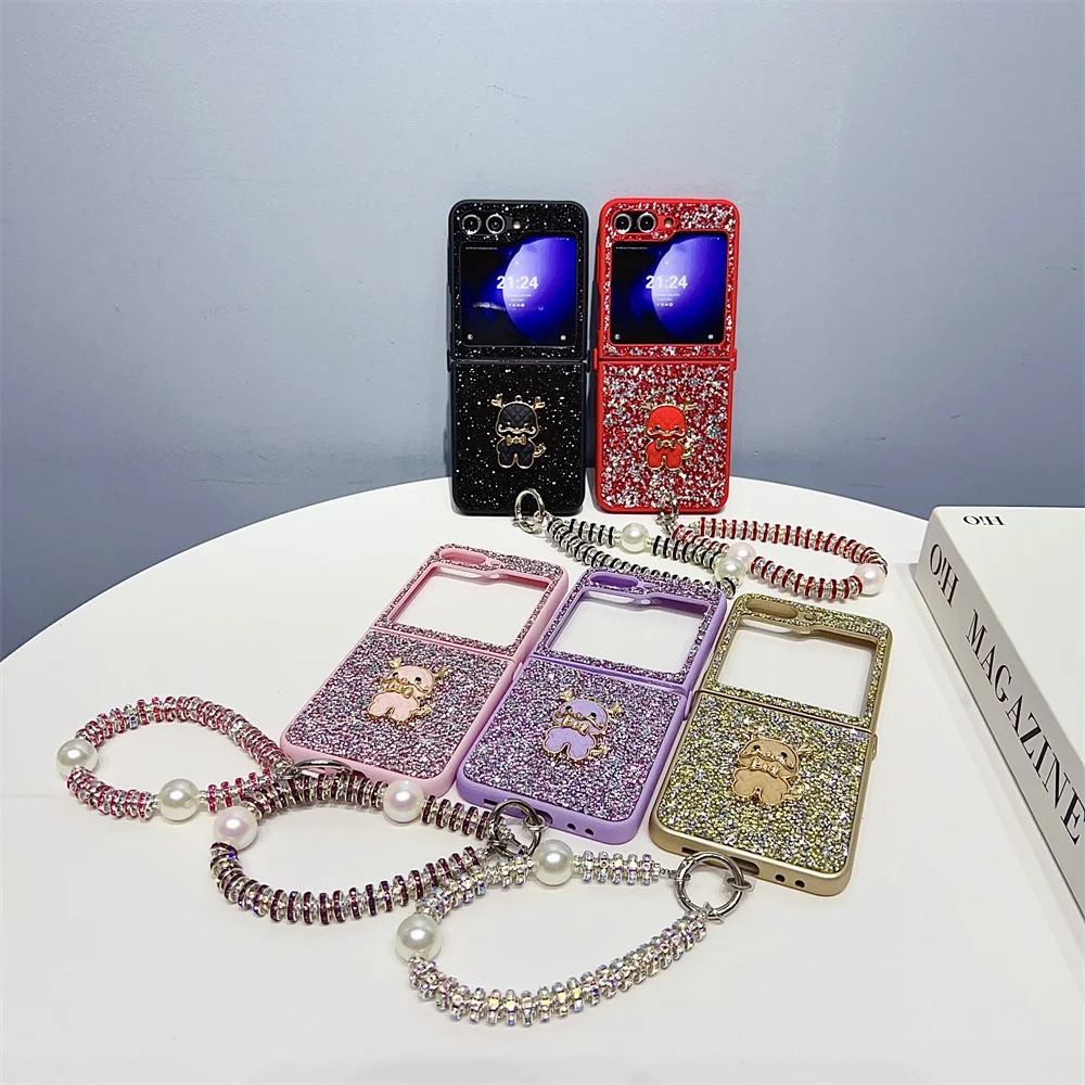 

Luxury Twinkle Glitter Bear Chain Phone Case For Samsung Galaxy Z Flip 5 4 3 Flip5 5G Women Girl Cover For Z Flip3 Flip4 Cases