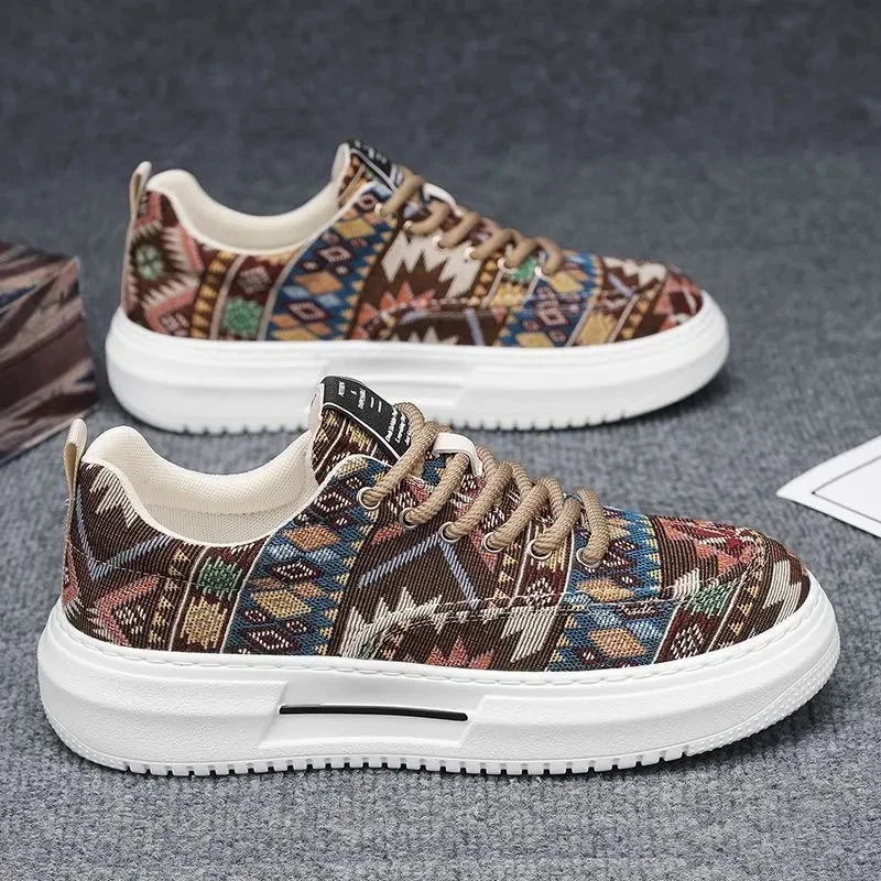 New Sneakers Casual Mens Designer Ethnic Style Board Shoes Fashion Fabric Breathable Increased Internal Flat Platform Shoes38-48