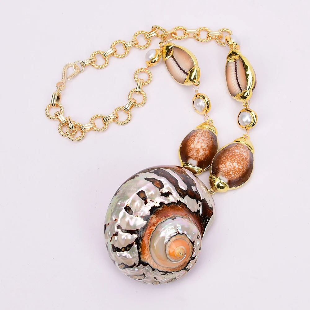 G-G Natural White Pearl Gold Plated Edge Brown Sea Shell Fashion Metal Chain Necklace Turbo Shell Sarmaticus Pendant