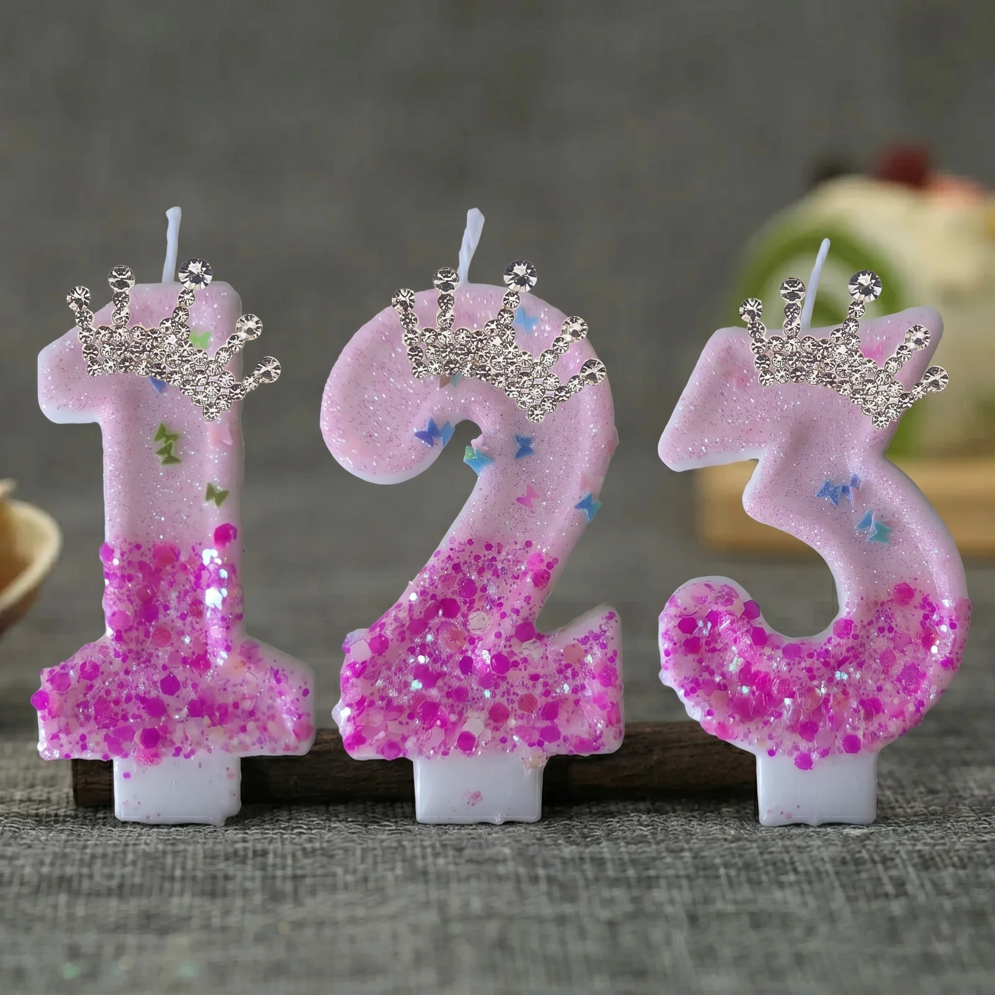 Vela de Cumpleaños Digital de Princesa con Corona Bicolor Rosa Roja y Lentejuelas - Decoración Festiva para Pastel