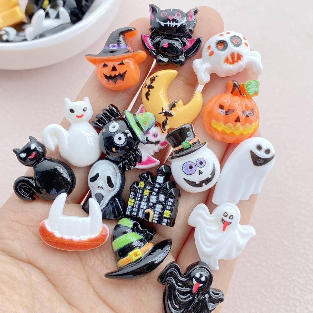 30Pcs New Cute Resin Halloween Collection Flat Back Ornament Jewelry Making Manicure Hairwear accessori