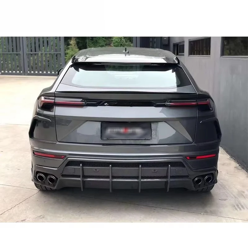 طقم هيكل السيارة من TOP FORLamborghini Urus Body Kits قطع غيار السيارات
