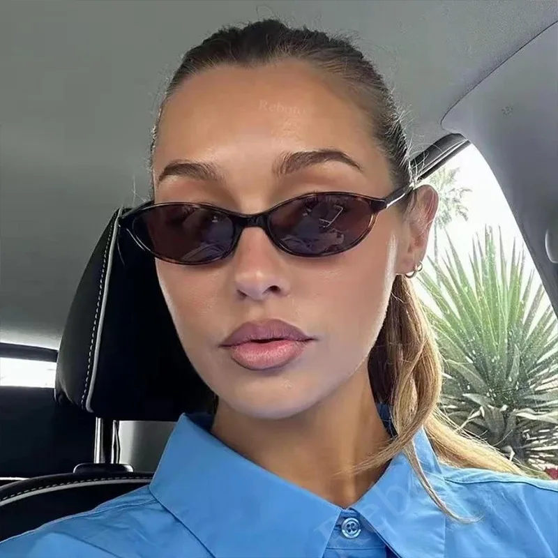 Women'S Fashion Glasses with Oval Frame Perfect for Casual Attire image 3