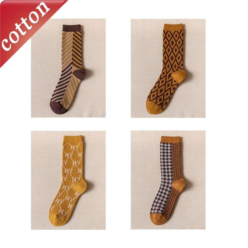 

Women's Socks Autumn Winter Plaid Leopard Stripe Literary Style Middle Tube Socks Comfortable Soft Warm Pile Socks Women's Gifts