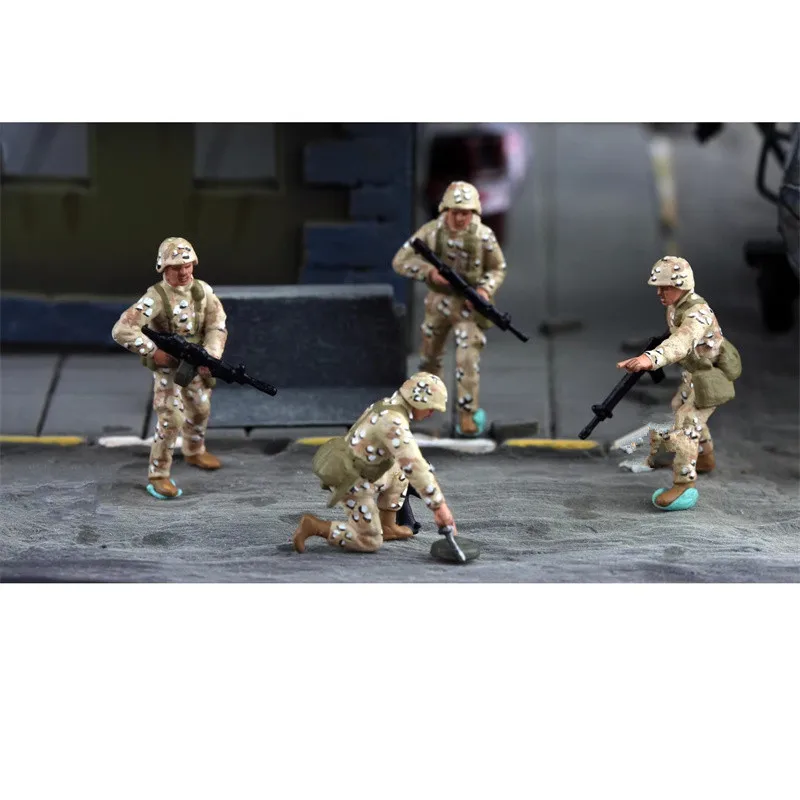 1:72 نموذج رسمت 4 قطعة البحرية الأمريكية 1st شعبة الجنود عمل الشكل DIY المشهد ملحق الألغام التخليص مجموعة فريق القتال #4