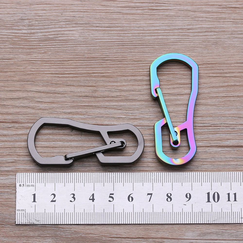 1 PC Titanium Plating Carabiner Camping Clip Outdoor Key Ring Clip Keychain Holder Camping Keyring Hang Buckle Hook Carabiner