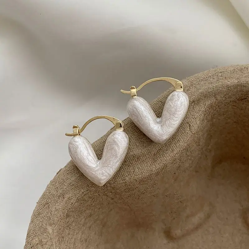 Light Luxury and High Quality Glazed Love Earrings for Women, Small and Exquisite Fashion Earrings, New Earrings image 3