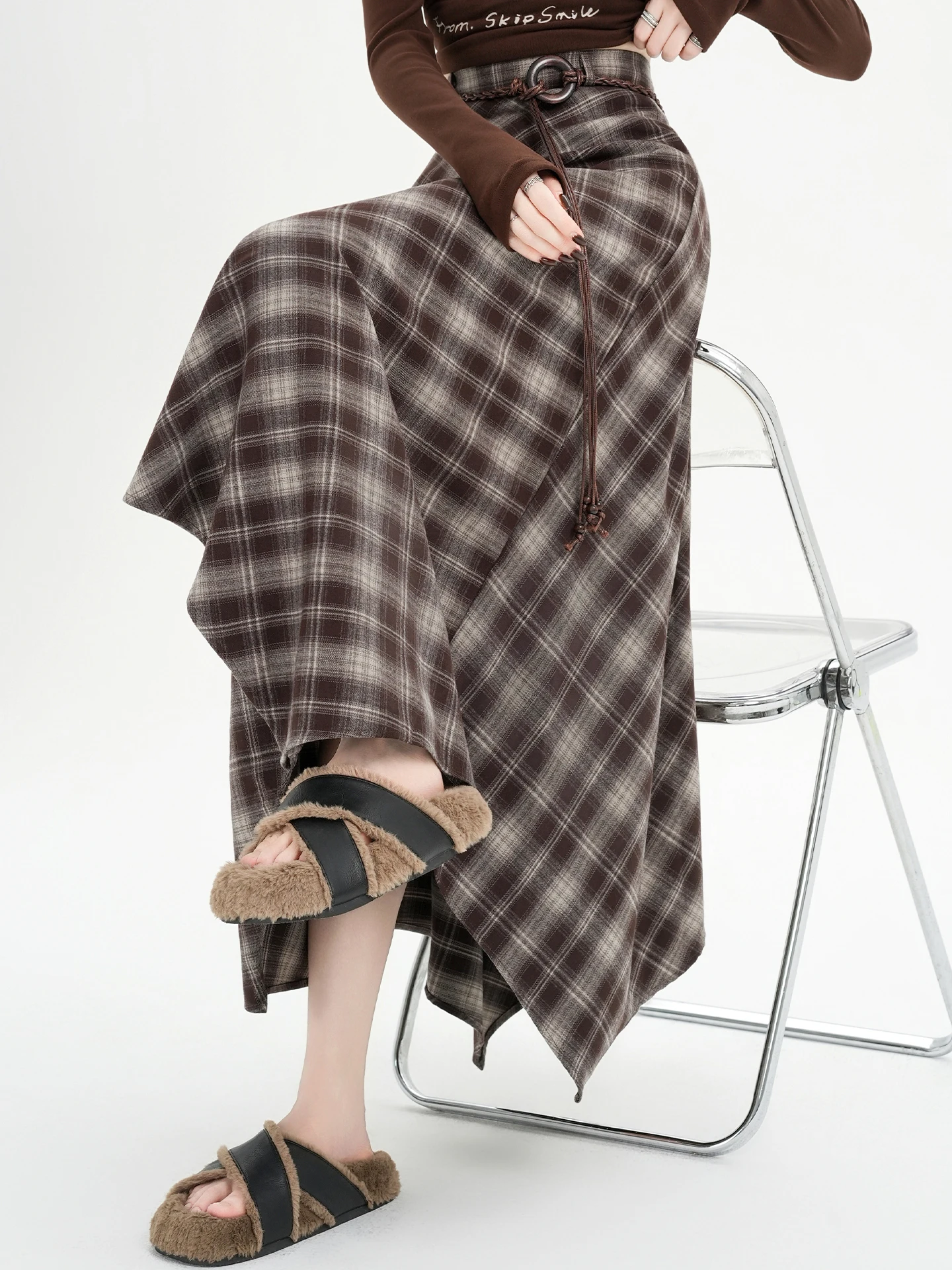 

Асимметричная клетчатая юбка в американском стиле, женская осень 2025 года, винтажная коричневая клетчатая юбка, большая распашная юбка-зонтик
