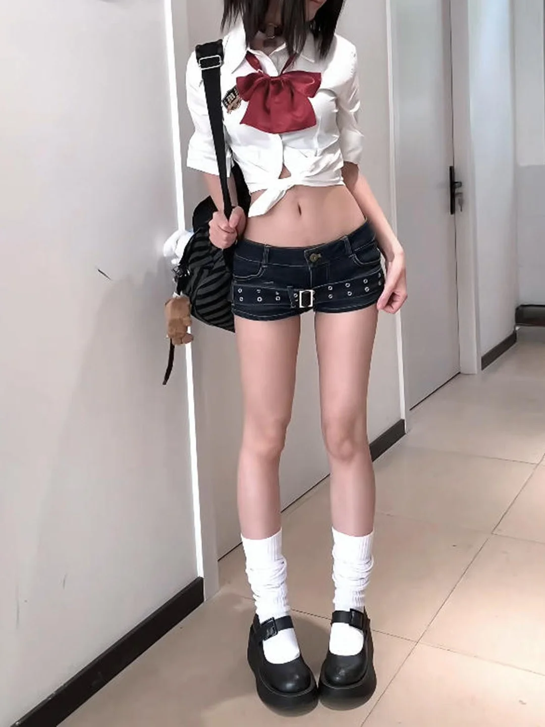 

Sexy Low Waist Distressed Denim Shorts Women's Summer Slim Fit Elastic Super Short Pants Commute Style Iron Free Fabric Wash