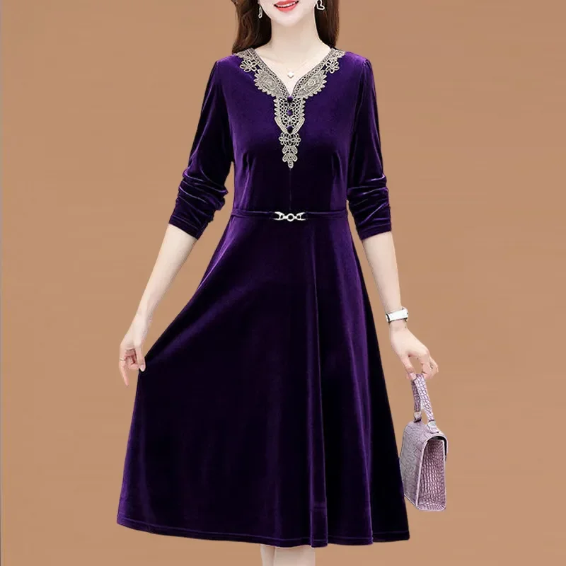 

Elegant Purple Velvet Dress With Embroidered Lace V Neck And Belted Waist For Women Autumn Winter Casual Wear
