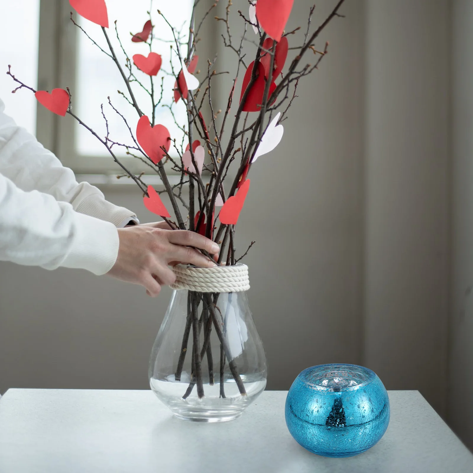 

1Pcs High-Quality Glass Candlestick Aroma Cup Holder Creative Adornment Home Decor Gift Reduce Fatigue Relaxation