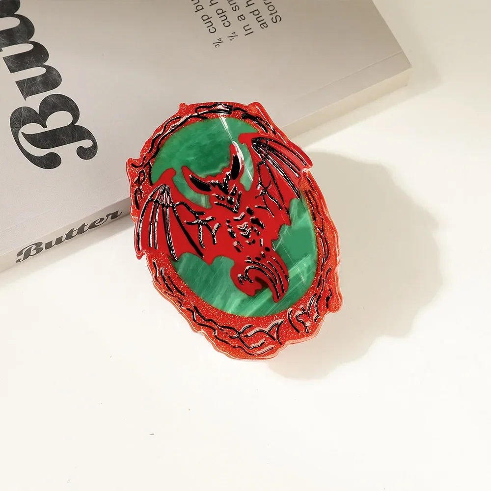 

2025 New Original Design Green Fire Dragon Badge Hair Claw Clip Large Shark Clip Women's Hair Accessories