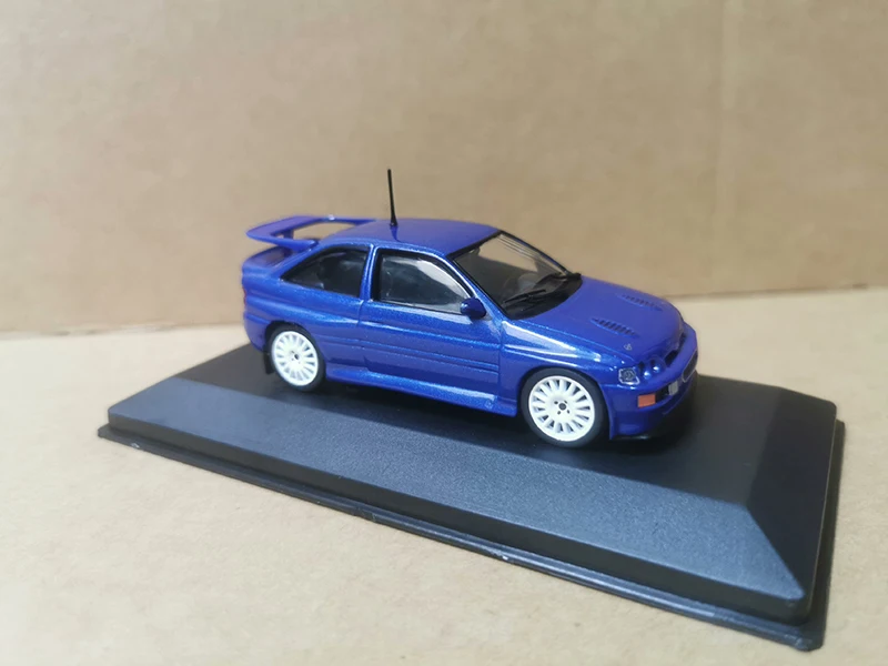 SOLIDO 1:43 Scale FORD ESCORT RS 1992 Simulation Alloy Car Model Diecast Toy Vehicle Collectible Souvenir