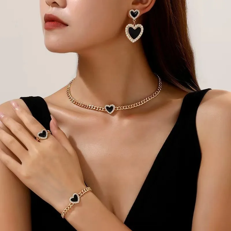 

Fashionable and minimalist oil dripping heart-shaped earring necklace set, elegant and feminine peach heart jewelry