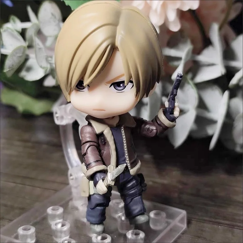 10cm en Stock Original Resident Evil 4 Remake 2337 Leon S. Kennedy Q versión muñecas de acción Anime Pvc modelo chico juguetes de cumpleaños regalos