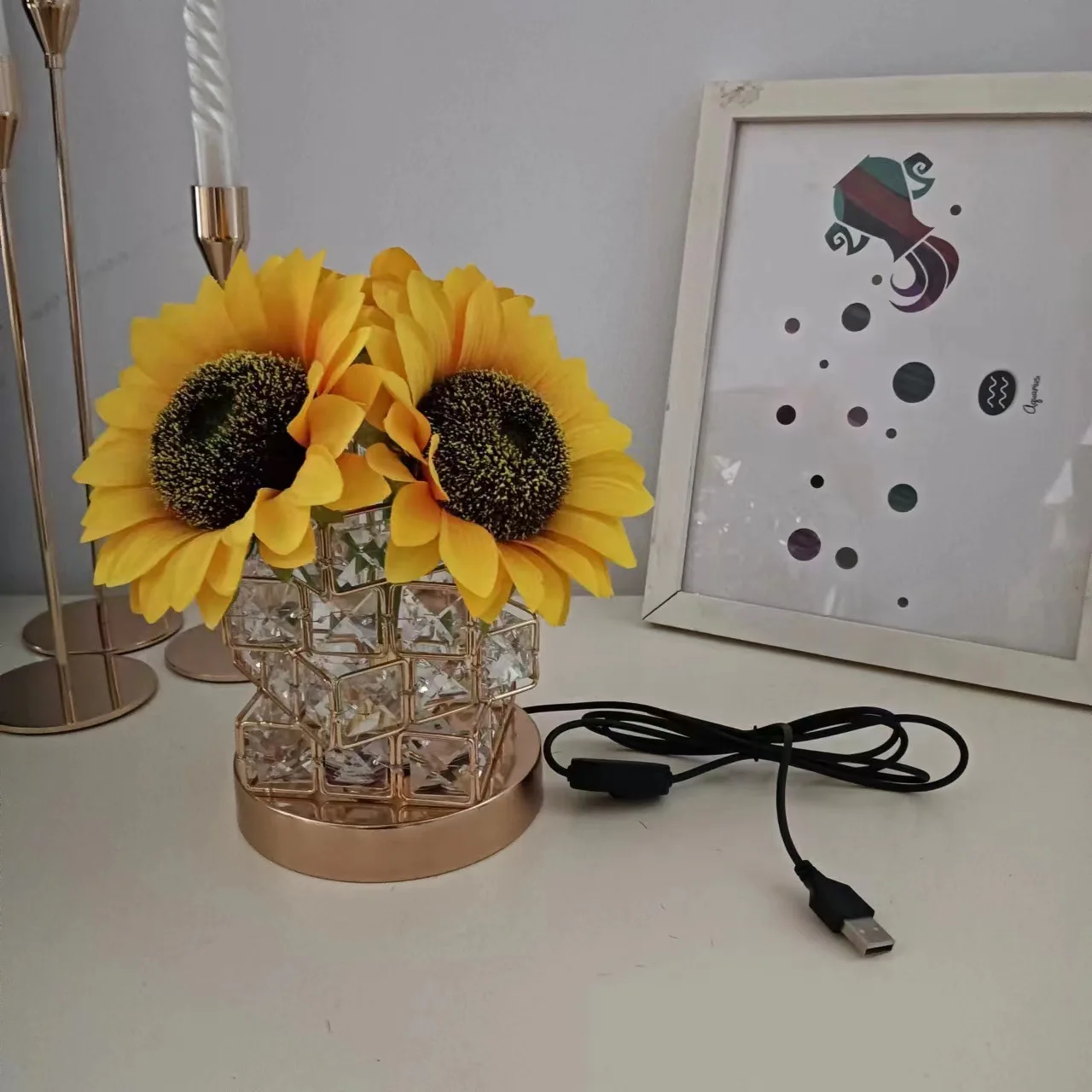 1pc plug-in sunflower lamp touch lamp, 3-level infinitely dimmable sunflower night light table lamp unique gift（no 5V 2A plug）