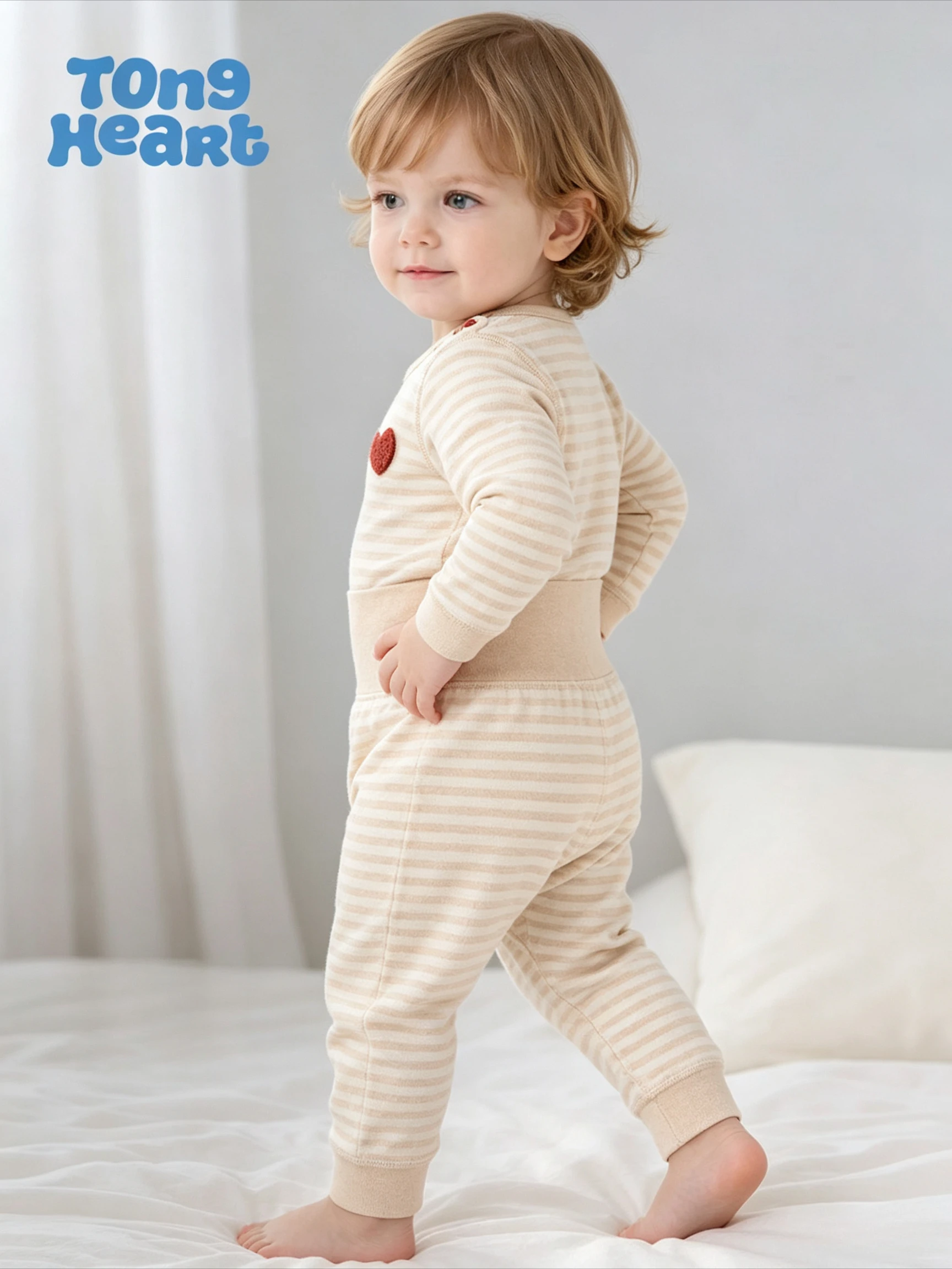 TongHeart Baby Fall Clothing Set, consisting of a top and pants, is suitable for infants to wear and can also be used as a basic