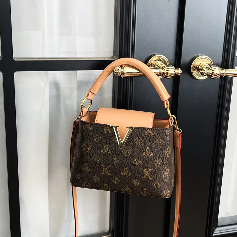 

Новая женская сумка-ведро с монограммой 2026 года, роскошная регулируемая сумка через плечо, винтажная сумка-тоут с верхней ручкой для повседневного использования