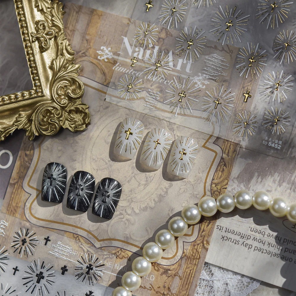 1 stks Donker Kruis Heilig Licht Nail Art Stickers Goud Gestempeld Franse Lijnen 3D Zelfklevende Nail Decals DIY Stralende manicure Sliders