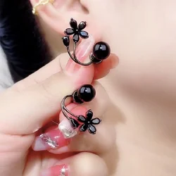 Korean Black Flower Stud Earrings for Women Exquisite Versatile Imitation Pearl Fishtail Earrings Girls Wedding Party Jewelry