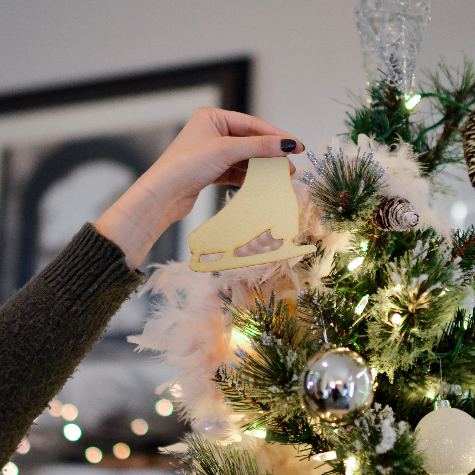 

20Sets Christmas Wooden Pendants DIY Wood Slices for Home Decoration Graffiti Craft Kids Handmade Wall Hanging Party Decor