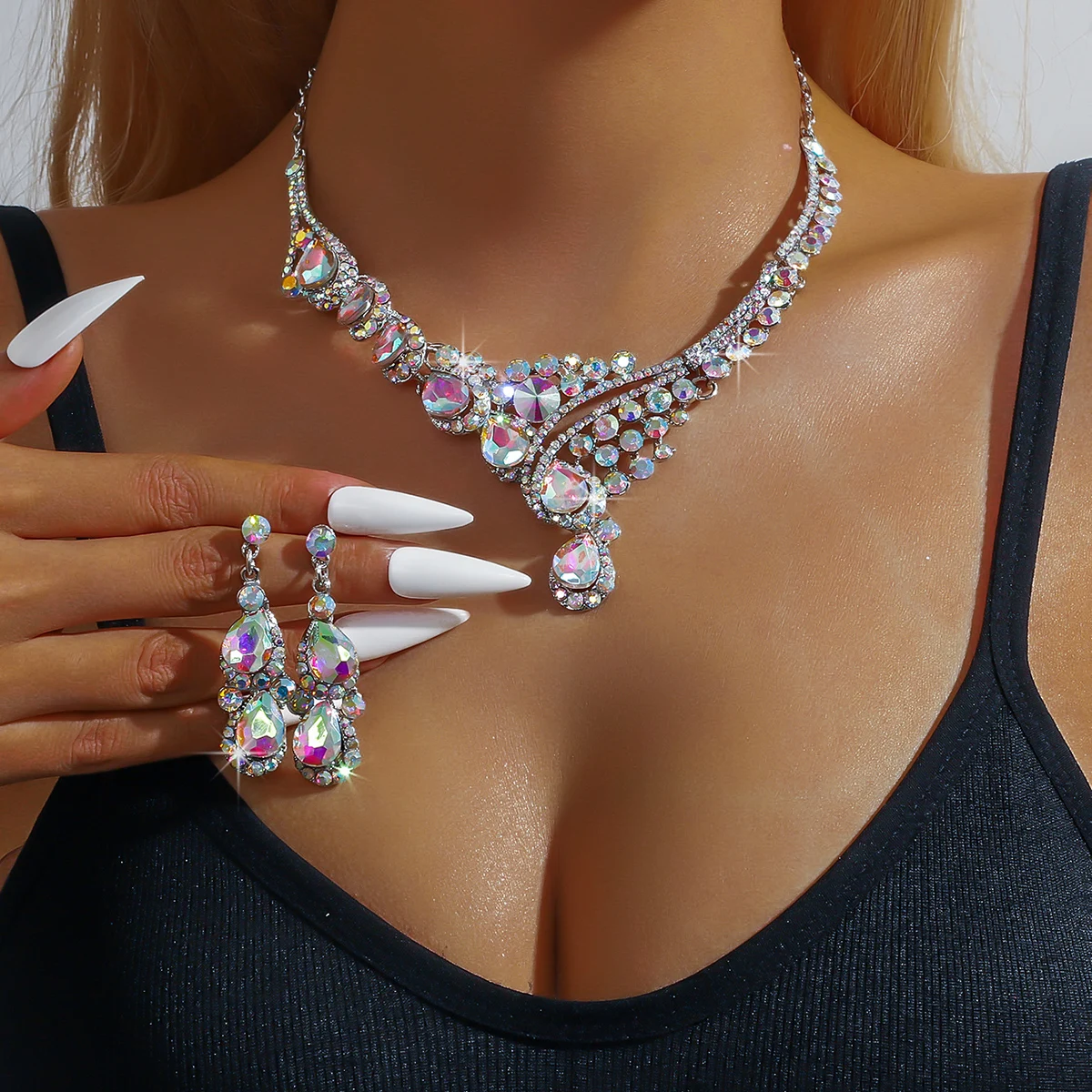 Cross border dazzling gemstone set adorned with diamond necklace, earrings, party and dance party two-piece set