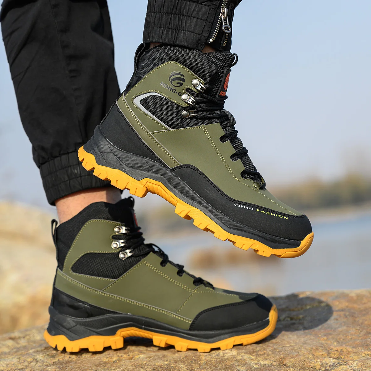 أحذية عمل صغيرة الحجم مقاومة للماء للرجال والنساء أحذية جلدية برأس فولاذي أحذية رجالية أحذية بنية اللون