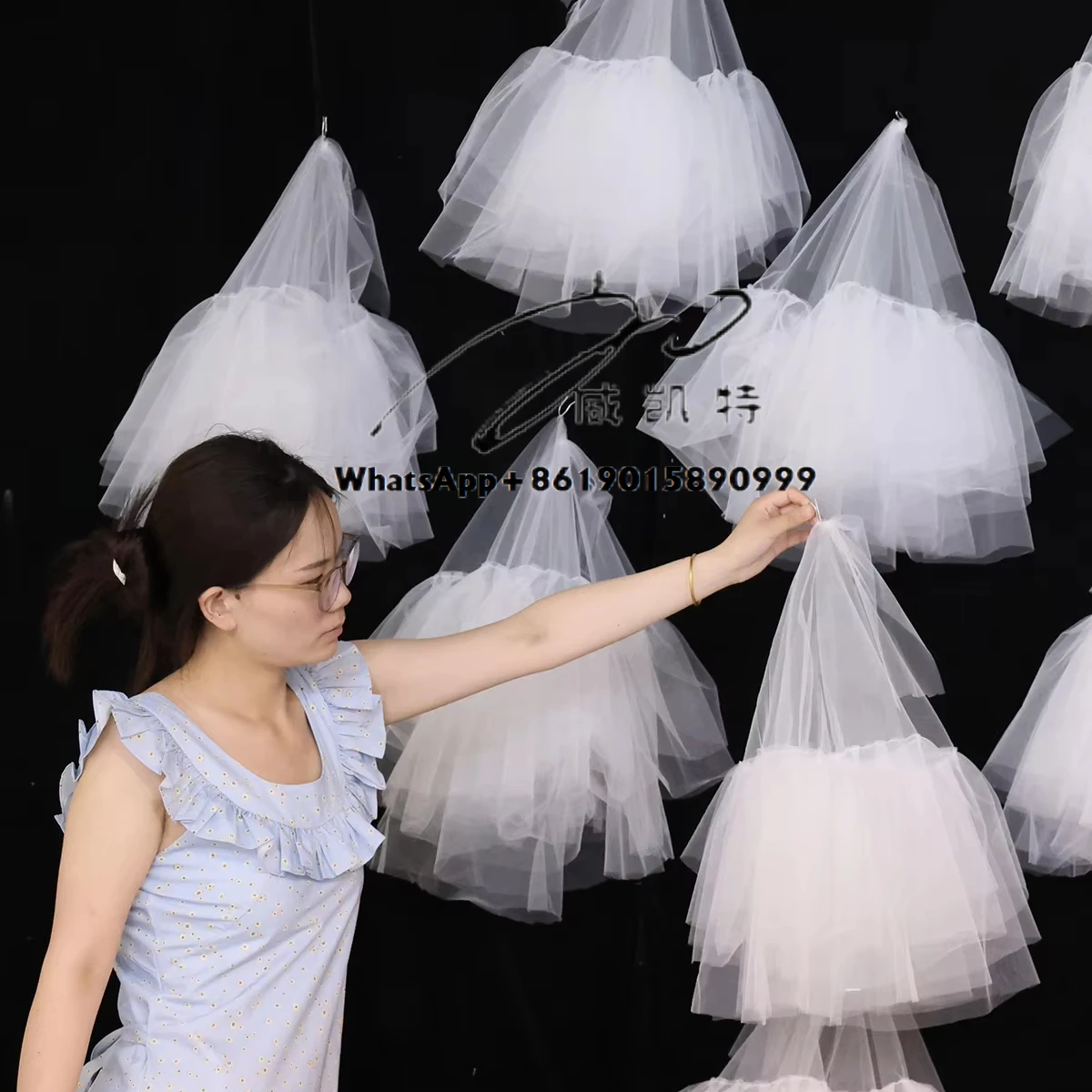 

Qq368 New Arrival Organza Skirt Cheap Silk Wedding Wall Decoration Wholesale Birthday Decoration Wedding Event Planning