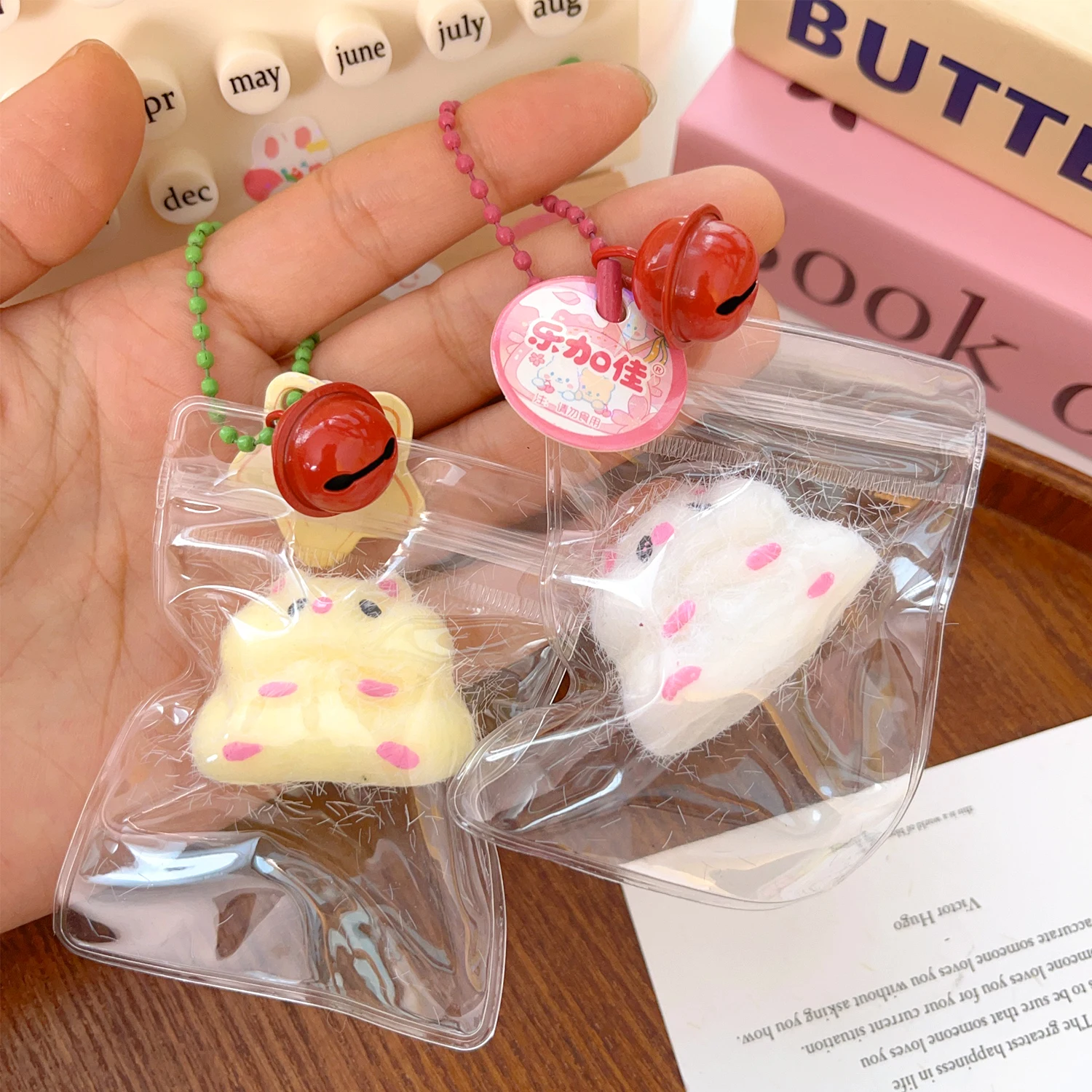 Mini Dier Hamster Vingerknijp Speelgoed Kinderen Schooltas Bel Hanger TPR Siliconen Squeeze Rebound Speelgoed Om Angst te verlichten