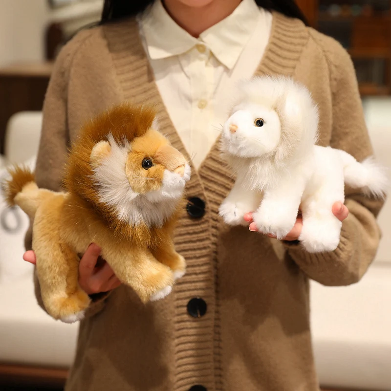 หมอนสิงโตนุ่มนิ่มน่ารัก ของขวัญสุดฮาสำหรับตกแต่งบ้าน เตียง โซฟา สำนักงาน พร้อมฐานกันลื่น ซักเครื่องได้ คุณภาพสูง