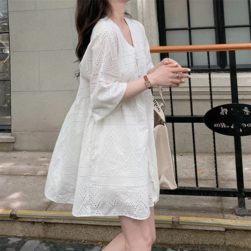 

Woman Fashion Pregnancy Party Dresses 2025 Spring Maternity Clothes Loose Lantern Sleeve V-neck White Cotton Dress for Pregnant