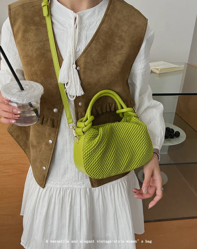 Vintage Pleated Cloud Handbag PU Leather Magnetic Closure Solid-color Woven Shoulder Bag Moderate Capacity Exquisite bolso 