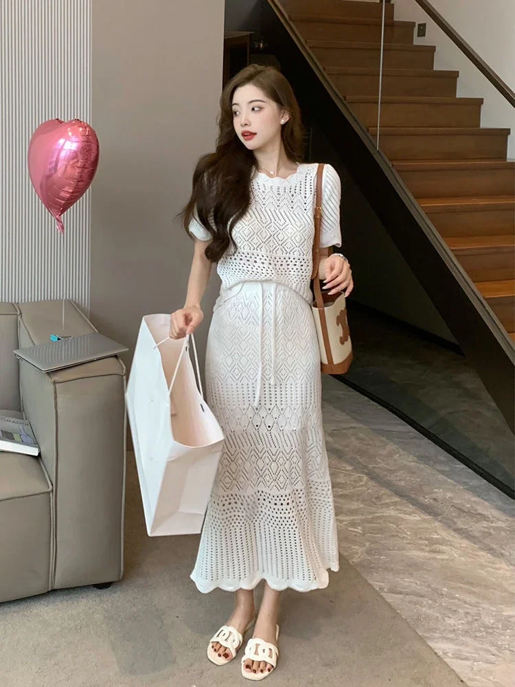 

Knitted Skirt Sexy 2 Pieces Set Women Outfit Fashion Short Sleeve Hollow Tops High Waist Long Skirt Elegant Summer Clothes ZL898