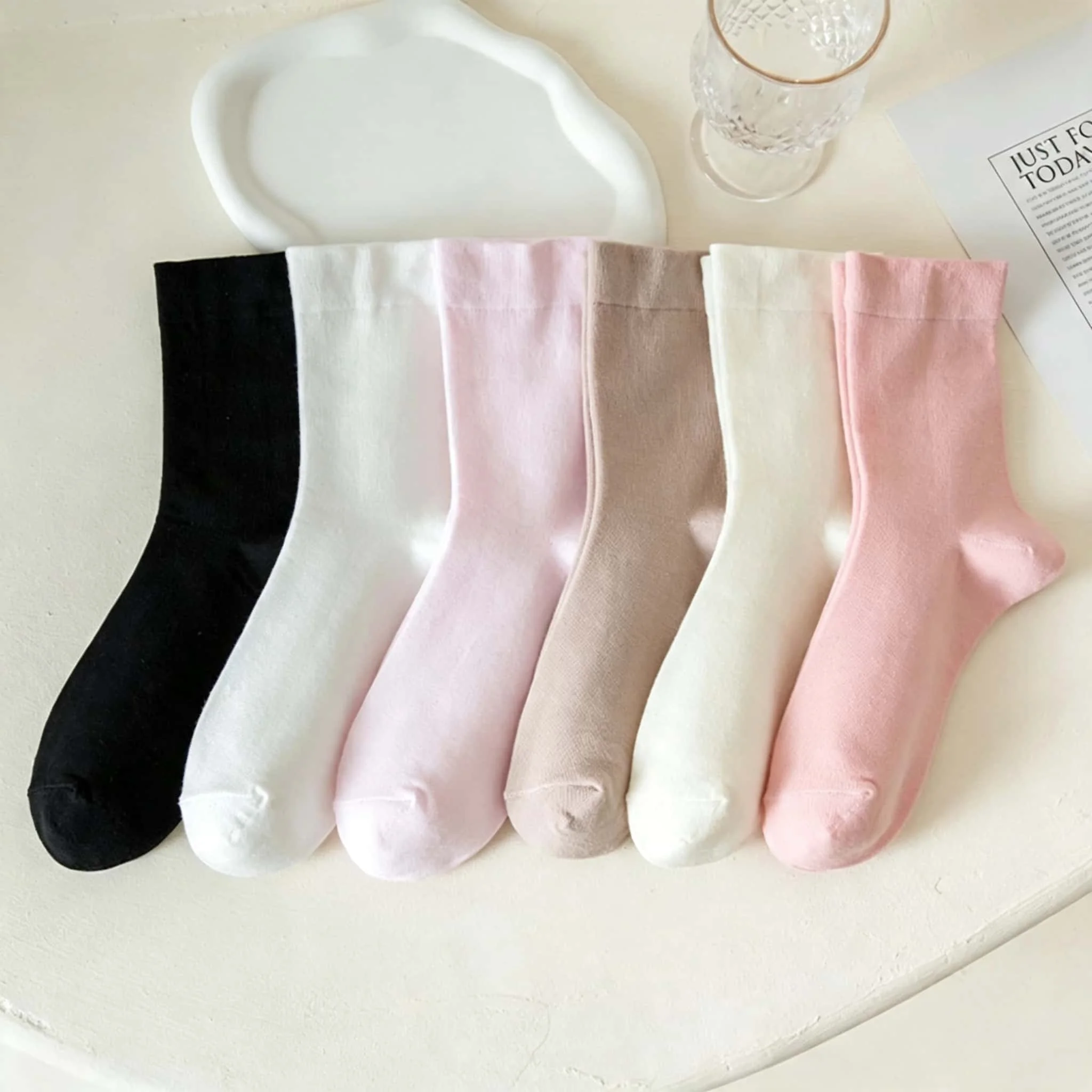 Mixed 6-pair set of women's solid color socks, Korean solid color youthful college style versatile stacked socks