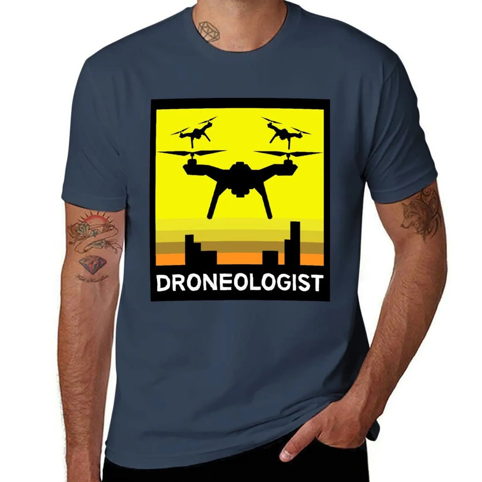 

Droneologist - Drone Geeks - Drone Pilots - Best Drones Drone Flyers T-Shirt Durable Work Wear T-Shirt