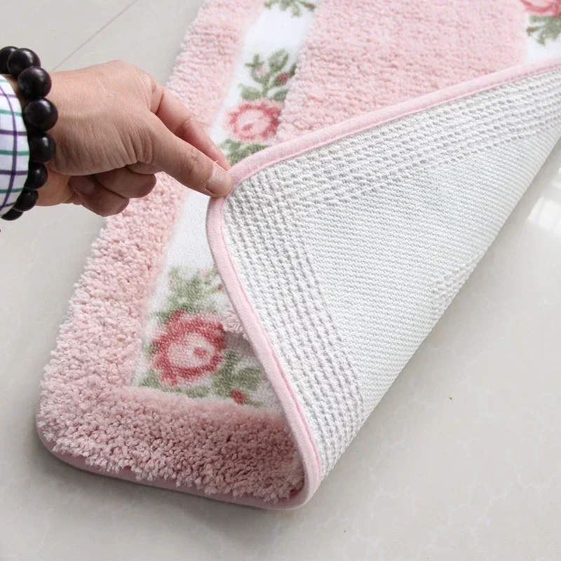 

Floral Bathroom Rug Durable Fiber Rose Flower Area Rugs Toilet Floor Rugs Anti Slip Pretty Floral Rural Style Toilet Cover Mat