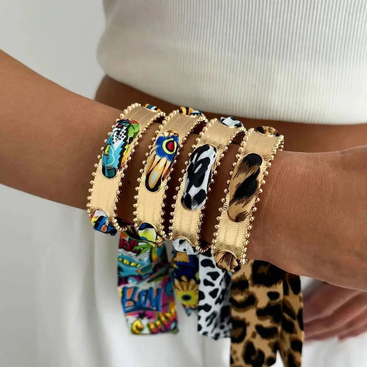 

Ingemark 4 Styles Vintage Leopard Print Scarf Ribbon Adjustable Wide Bracelet Women Hip Hop Metal Open Cuff Bangle Boho Jewelry