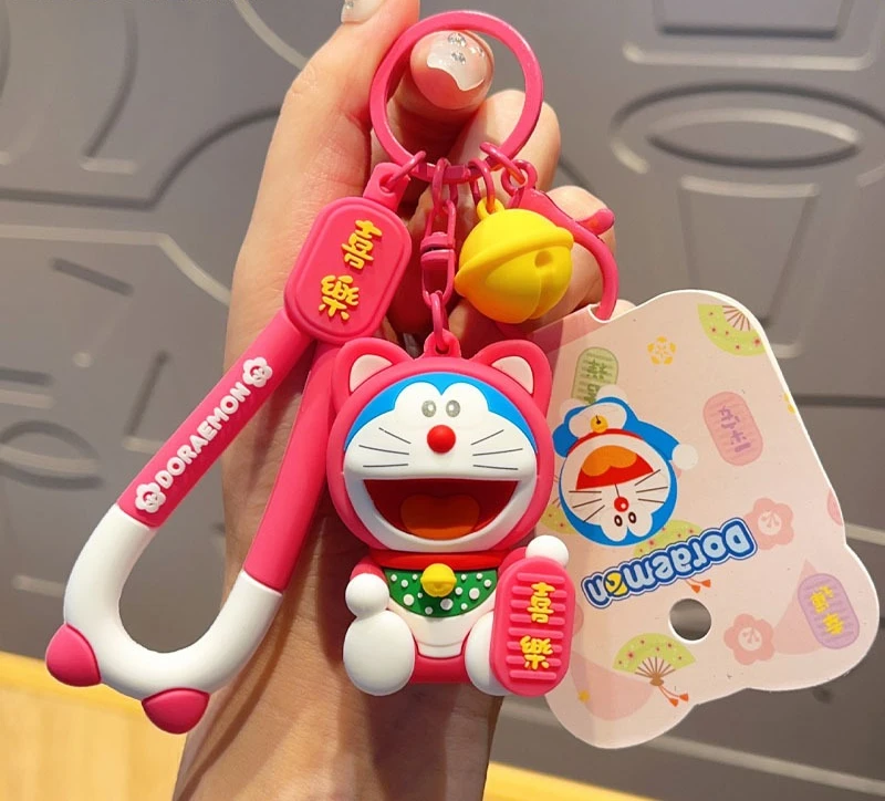 سلسلة مفاتيح أصلية من سلسلة Doraemon Lucky Cat، قلادة قطة جلجل ملونة، قلادة حقيبة دمية لطيفة #1