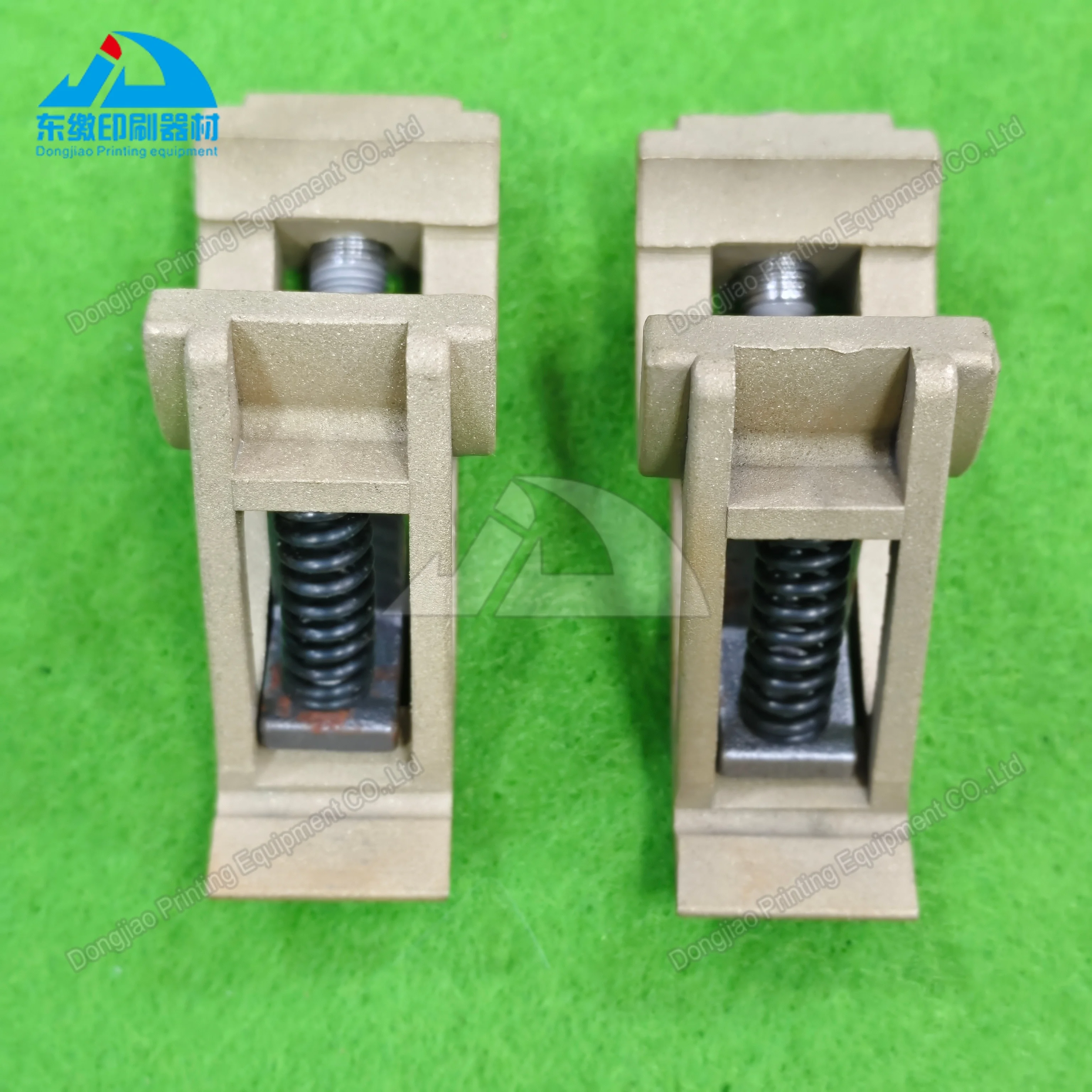 

1 Piece Delivery Paper Gripper for Man Roland R702 702 700 Printing Machinery Parts Delivery Paper Copper Gripper 17C2177PLAD